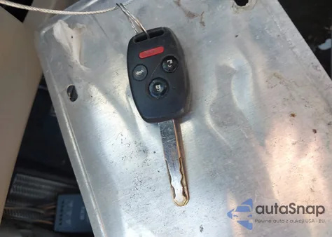 2009 Honda Accord 2.4 Ex from USA, damaged, VIN 1HGCP26719A129284